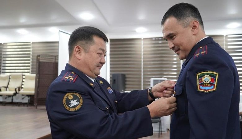 Bishkek police award criminal investigation officers