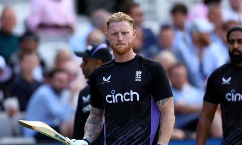 Cricket–Recovering Stokes out of Pakistan opener, Carse to make test debut