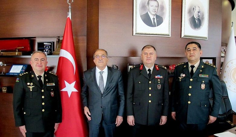 Delegation of Azerbaijan's Defense Ministry embarks on trip to Türkiye