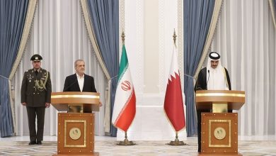 High-ranking officials from Iran and Qatar signed six cooperation documents in the fields of trade and economy, culture, education, sports, agriculture, and ports.