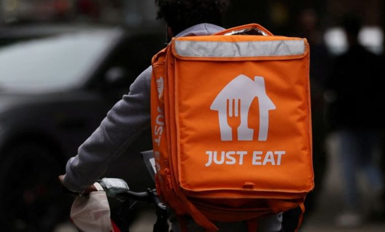 Just Eat partners with Rokt for AI-enhanced advertising on its platforms