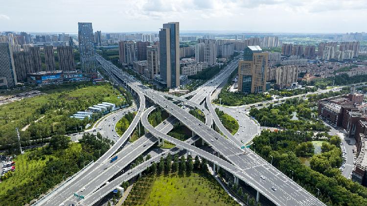 Live: A glimpse of Changchun Ecological Square in northeast China