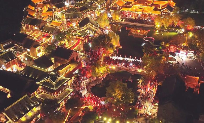 Live: Experience the vibrant night economy in Luoyi Ancient City