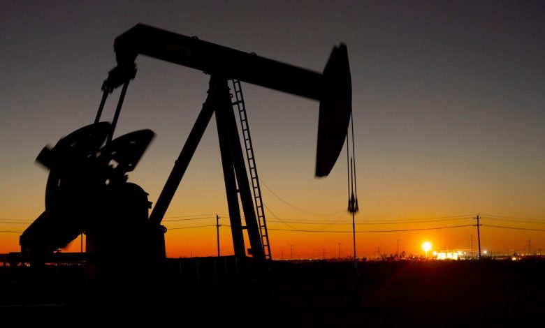 Oil settles 3% higher as Middle East war risk makes investors cautious