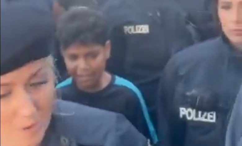 Outrage after German police detain 10-year-old at Gaza protests