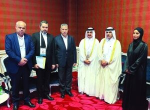 Qatar Chamber chairman discusses developing economic relations, investment with Iranian counterpart