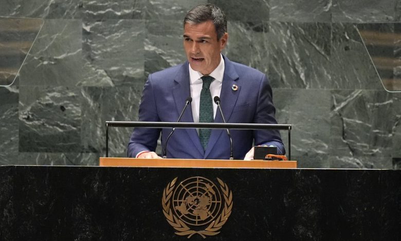 Spanish PM calls on global community to impose arms embargo on Israel