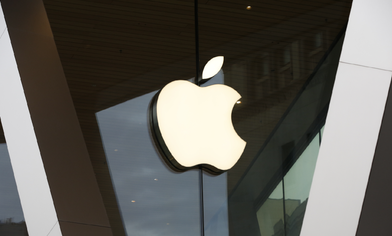 U.S. labor board files complaint against Apple over employee rights