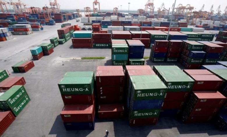 Vietnam quarterly growth hits two-year high on exports, investment