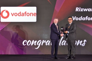 Vodafone Qatar wins 3 awards at ‘8th Middle East Enterprise AI & Analytics Summit 2024