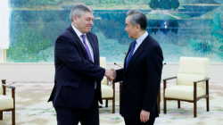 Wang Yi meets Russian deputy foreign minister in Beijing