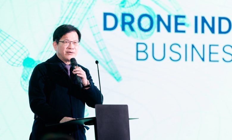 Foreign Minister Lin leads delegation to Drone Industry Business Forum, seeks to create democratic supply chain with Lithuania