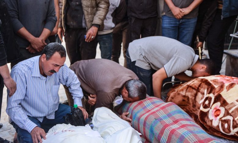 39 more Palestinians killed as Israeli airstrikes rain down on Gaza
