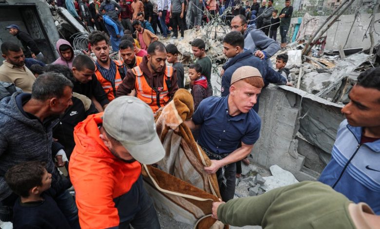 Israel steps up pressure on Gaza, strikes hospital on Palm Sunday