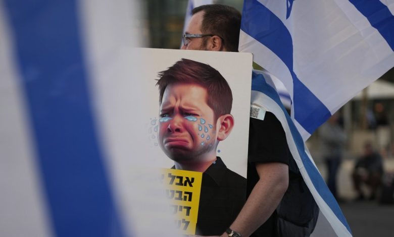 Netanyahu, son take jab at France's Macron over Palestine remarks