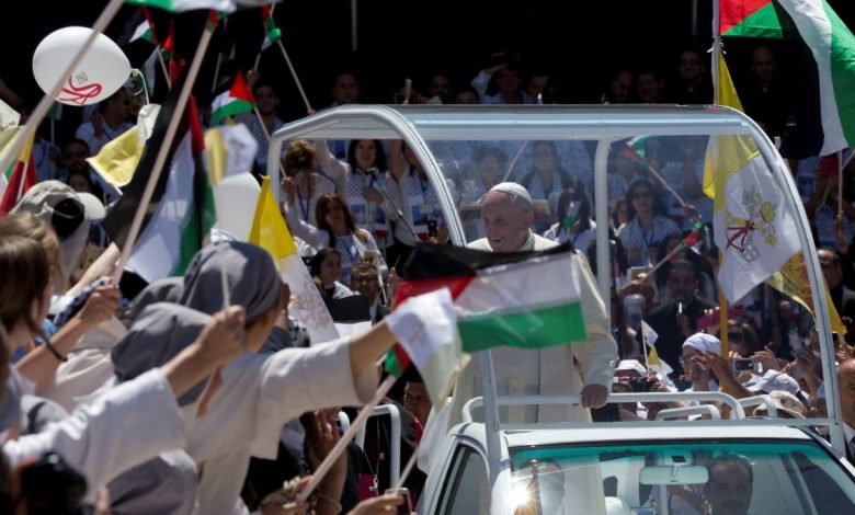 Francis' last wish turns popemobile into clinic for Gaza children
