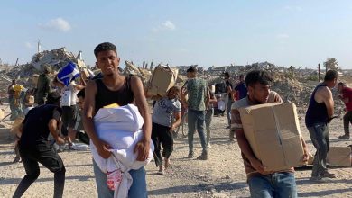Israel fires on starving Gazans rushing to US aid center