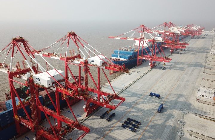 World's largest automated container terminal starts operation in Shanghai