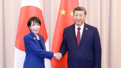 President Xi Jinping meeting with Japanese Prime Minister Sanae Takaichi on the sidelines of the 32nd APEC Economic Leaders' Meeting