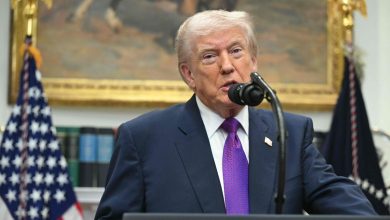 Trump warns Iran of 'very traumatic' outcome if no nuclear deal