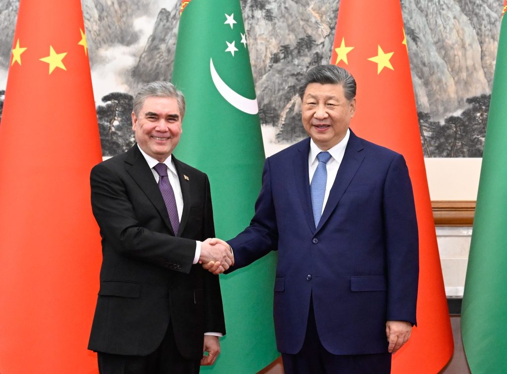 Chinese President Xi Jinping met with National Leader of the Turkmen People