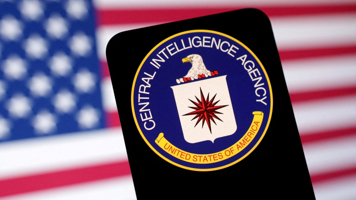 Iranian intelligence signals willingness for talks with CIA, report says