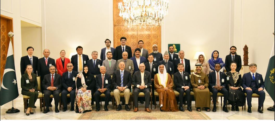 CPEC-Gwadar-Port-to-play-a-significant-role-in-promoting-regional-trade-prosperity-says-President-Zardari
