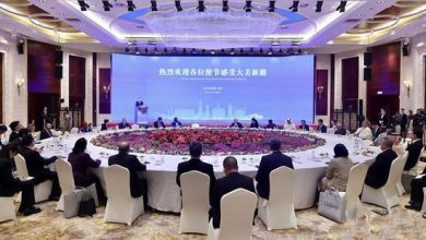 Xinjiang-holds-exchange-event-with-foreign-diplomats