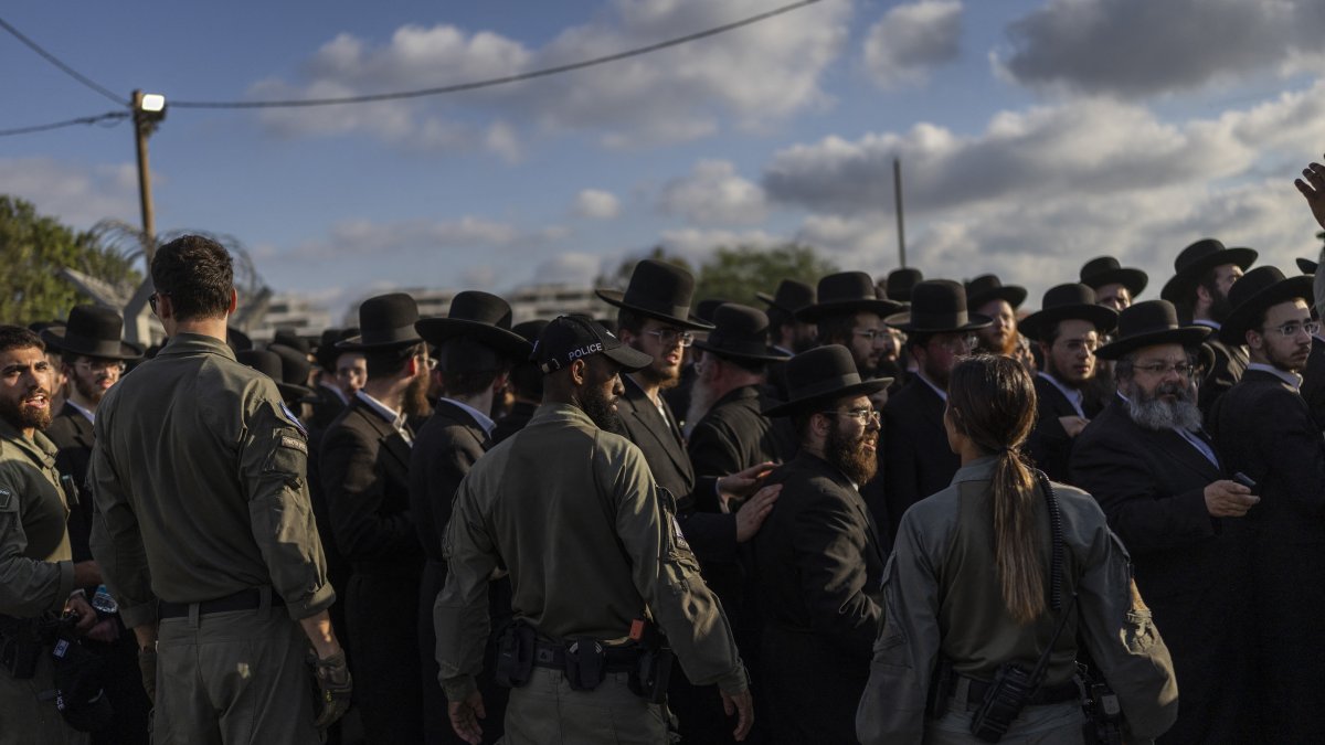 Israeli committee advances bill granting special status to Torah students