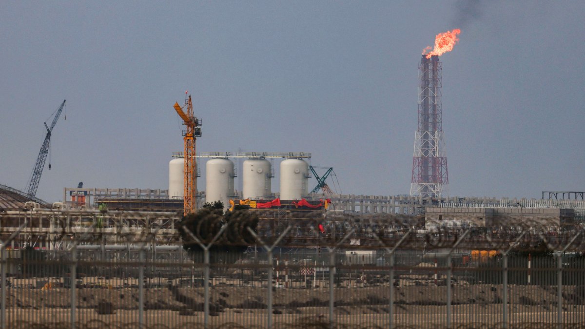 Qatar gas terminal blast during works to resume operations kills 13