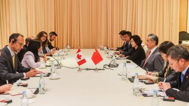 Advancing China-Canada relations represents right historical choice: Chinese FM