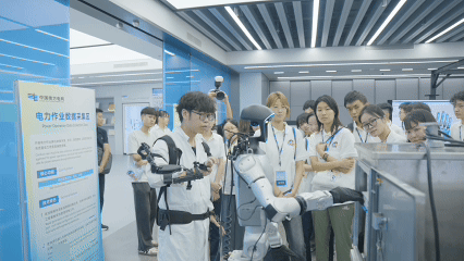 Students from the Guangzhou Taiwan Youth Month visit a lab of China Southern Power Grid in Guangzhou, Guangdong Province on July 14, 2026. /China Southern Power Grid