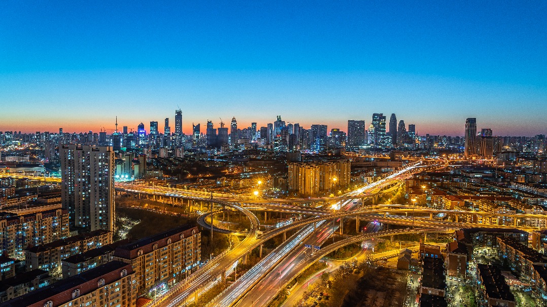 C财经｜2026年上半年我国GDP同比增长4.7%