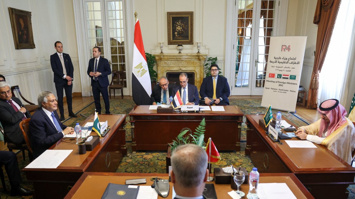 Egypt presses for next stage of Gaza cease-fire plan