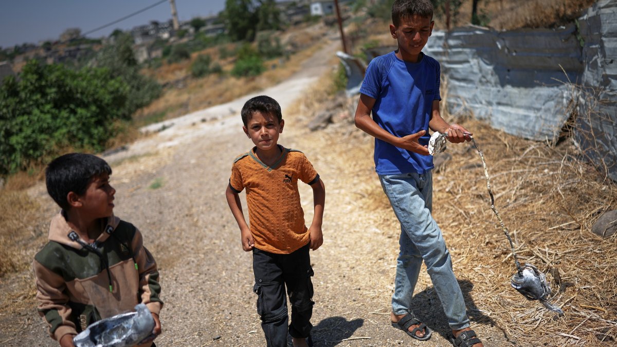 S. Syrian town of Abdin mounts resistance against Israeli invaders