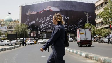 US ramps up strikes after Iran threatens Mideast energy supply