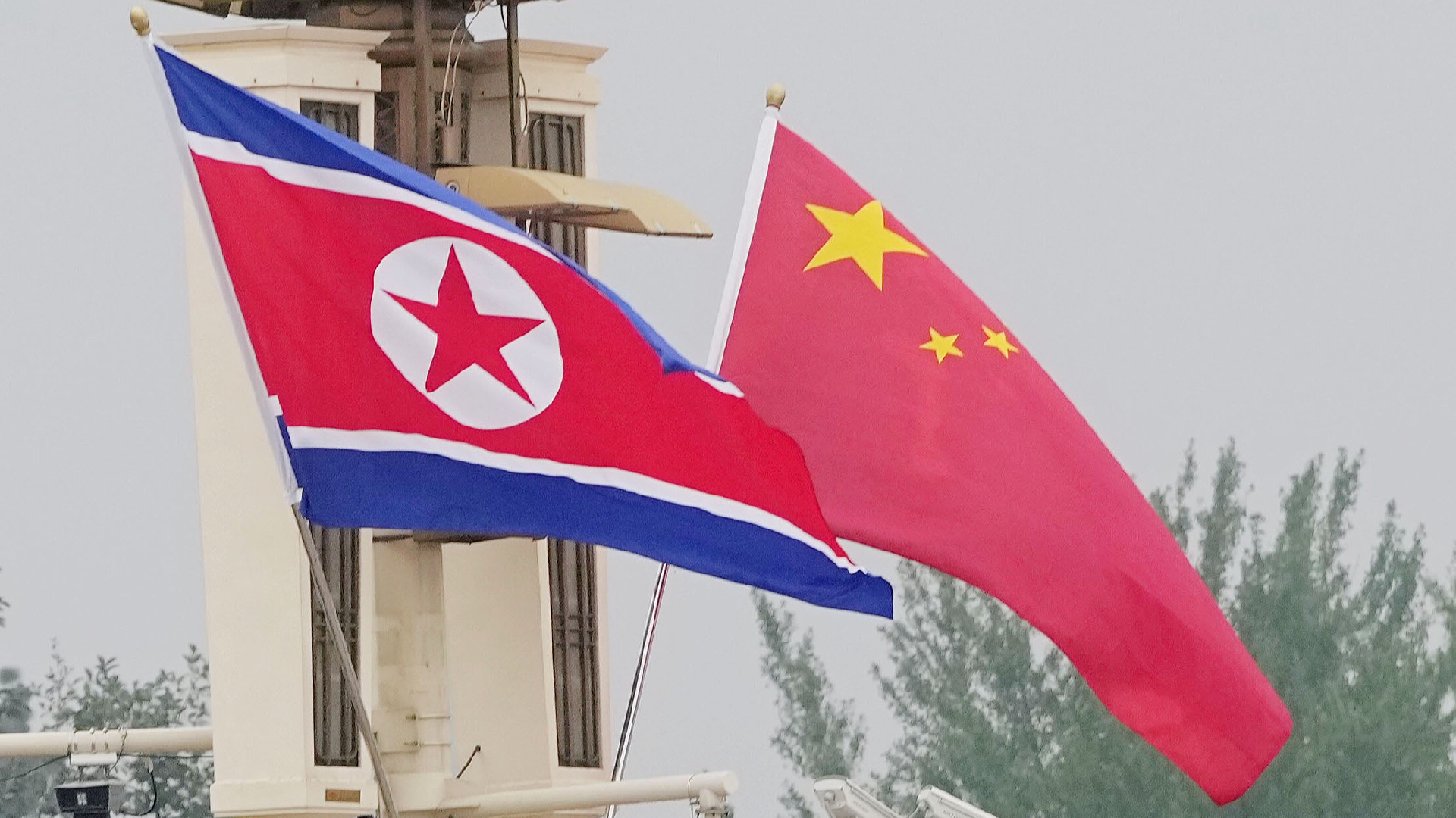 Xi, Kim mark 65th anniversary of China-DPRK friendship treaty