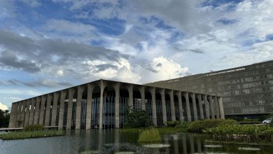 巴西外长：美国加征关税毫无理由 是“出于政治动机”