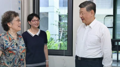 此行间·“一枝一叶总关情”！总书记走进老百姓的家