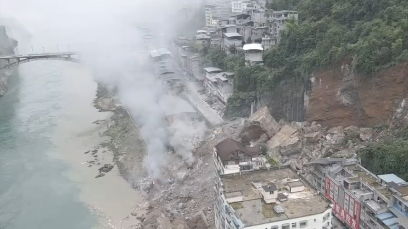 重庆彭水山体垮塌现场已搜救出9名被困者