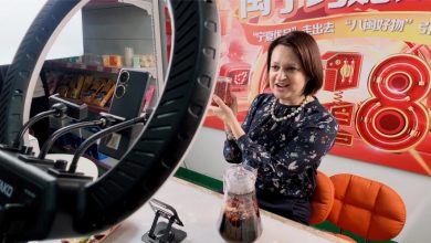 Foreign diplomats embrace China's livestream commerce